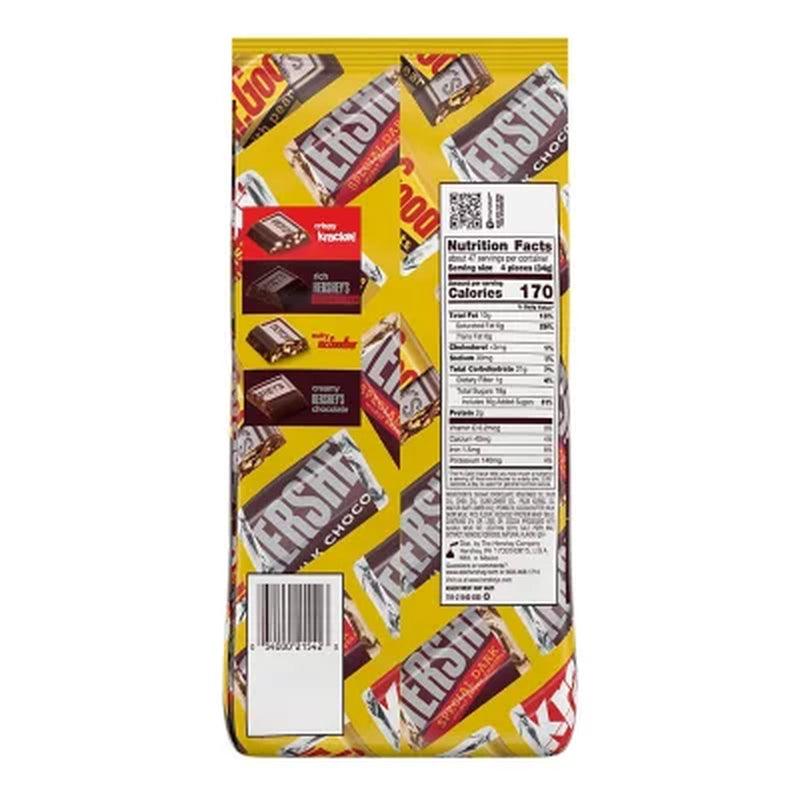 HERSHEY'S Miniatures Assorted Milk and Dark Chocolate Candy Bars, Individually Wrapped, Bulk Bag (56 Oz., 180 Pieces)