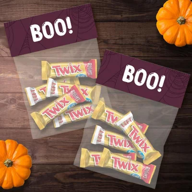 Twix Caramel Chocolate Cookie Bulk Halloween Candy Bars (40.3 Oz., 70 Ct.)