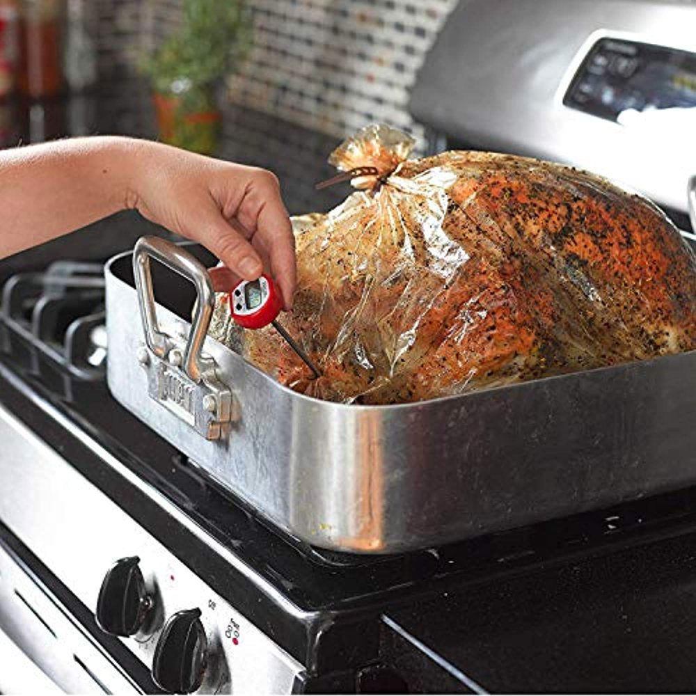 COOKING A TURKEY IN A REYNOLDS OVEN BAG